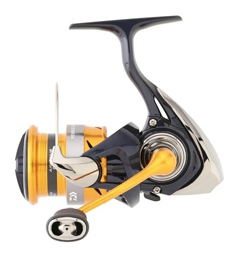 DAIWA REVROS 23LT LT3000-CXH - Darivianakis fishing Store